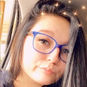 Meet your Posher, Belle